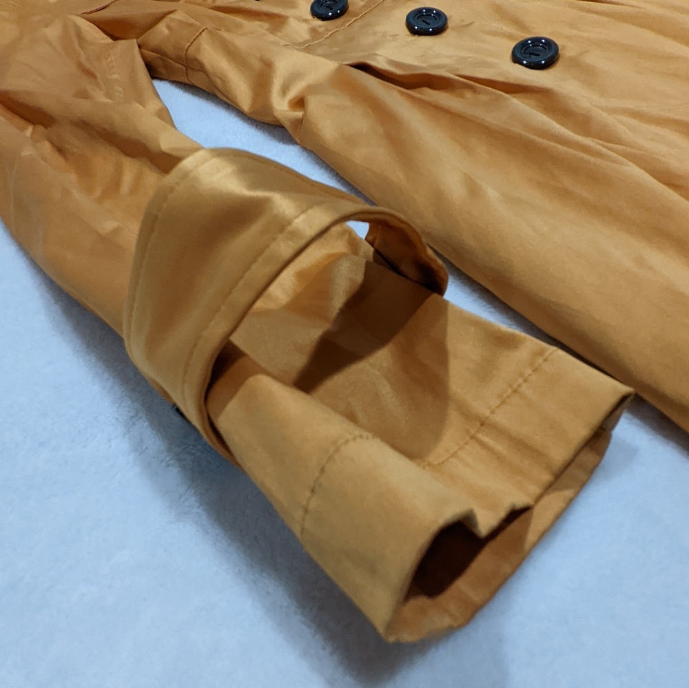 Silky Amber Light Weight Button-Up Fall Jacket Co… - image 7